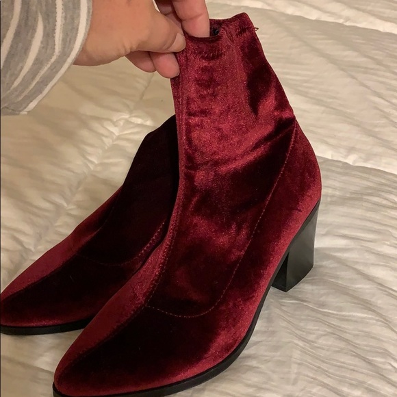 Velvet Sox Ankle boots - Picture 2 of 5
